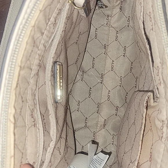 |ALDO| Women Shoulder Bag| Color Taupe with gold| - Picture 5 of 9